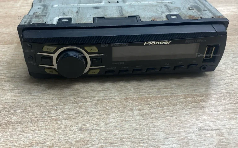 Автомагнитола  pioneer deh-5310ub