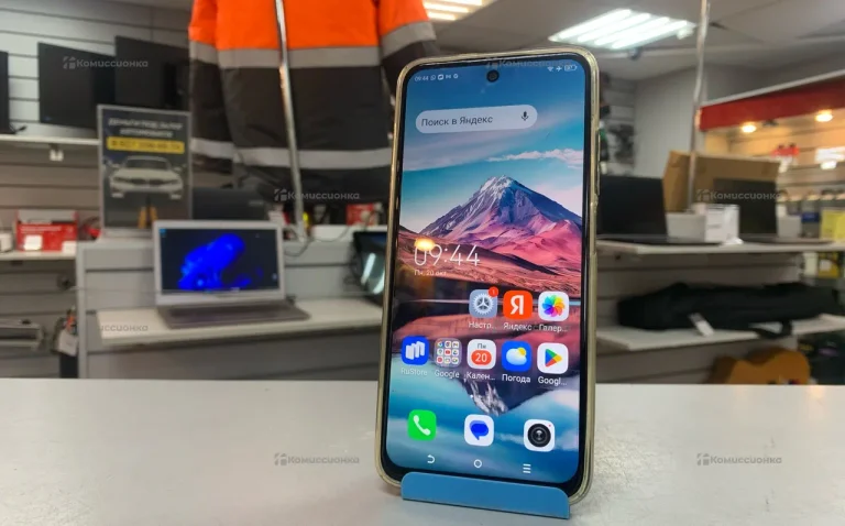 Tecno Spark Go 1 3/64 ГБ