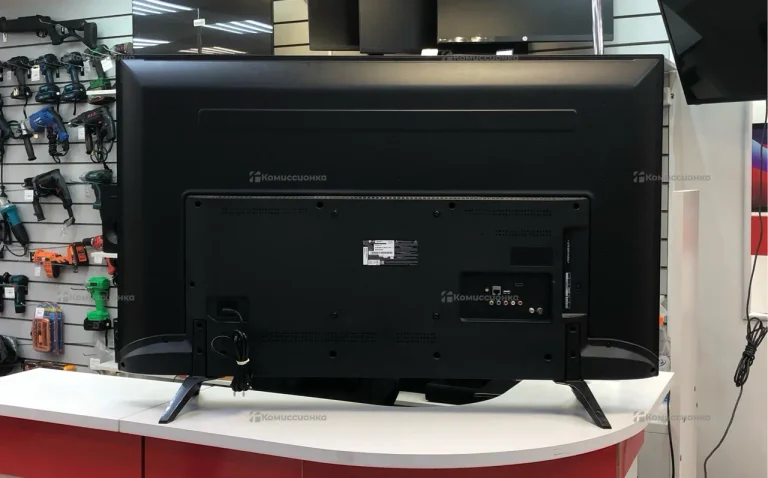 Телевизор LG 49UJ620V