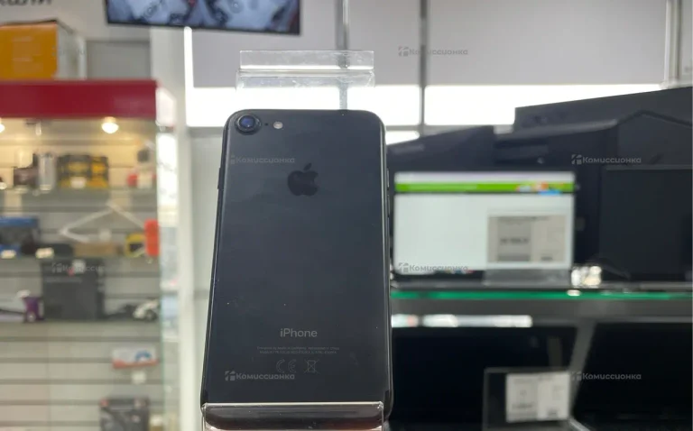 Apple iPhone 7 32 ГБ