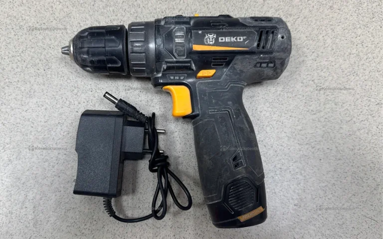 Аккумуляторная дрель-шуруповерт DEKO GCD12DU3