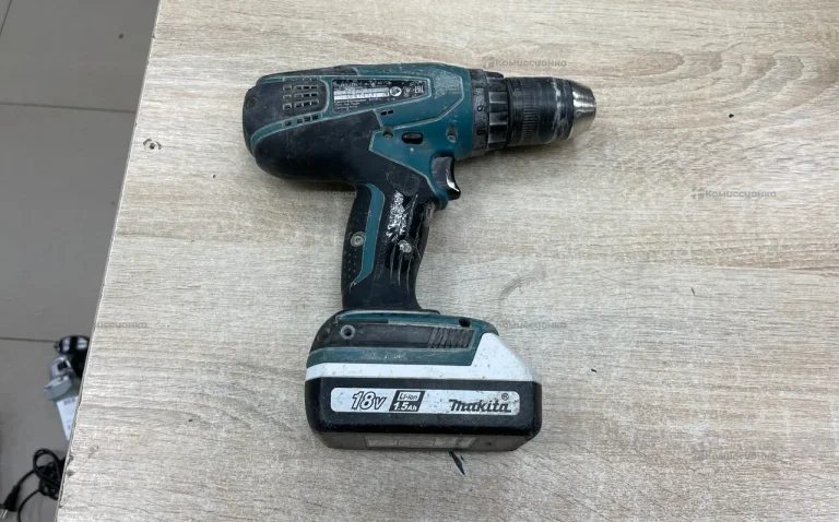 дрель шуруповёрт Makita DF457D