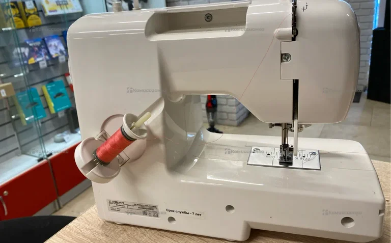 Швейная машина  Jaguar Cinderella