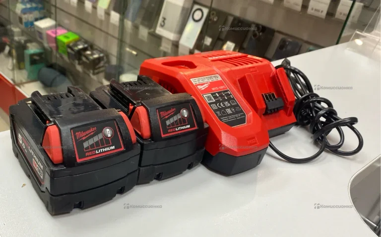 Угловая шлифмашина Milwaukee M18 FSAG125XB