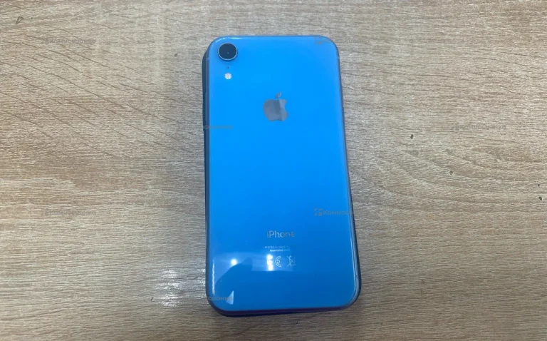 Apple iPhone XR 3/64 ГБ