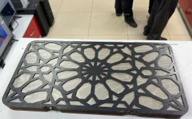 Нарды со стеклянными вставками череп и девушки