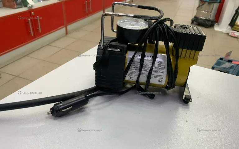 Автомобильный компрессор Tornado 35