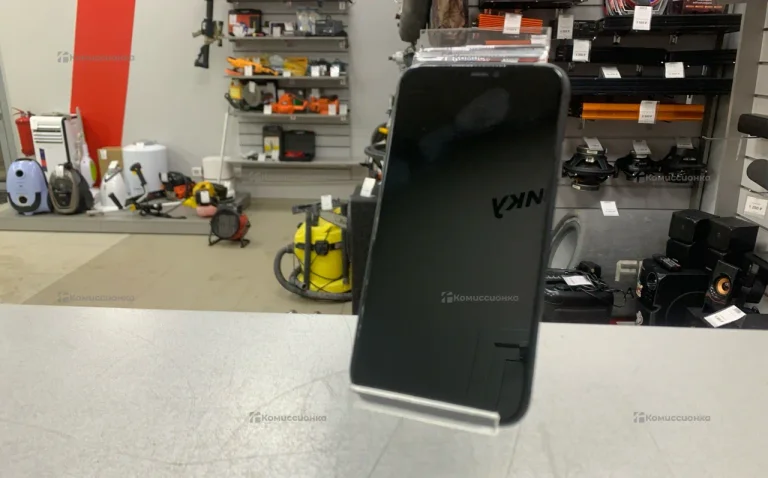 Apple iPhone 11 4/128 ГБ