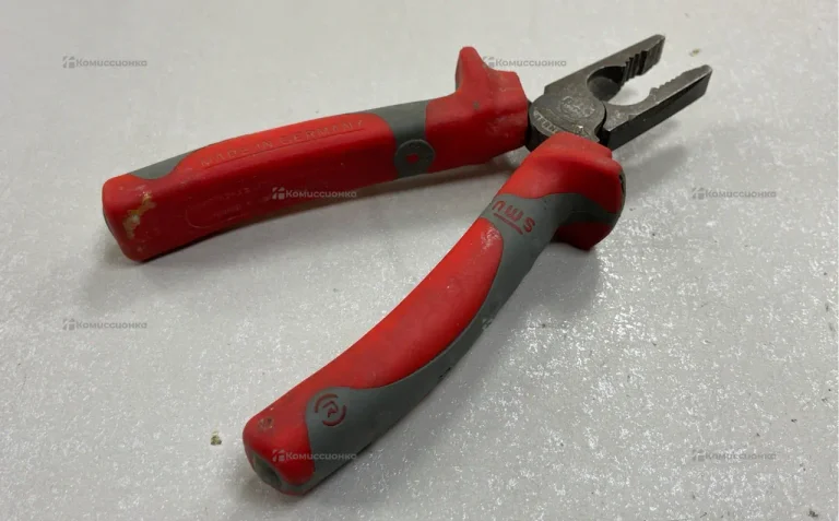 Плоскогубцы NWS