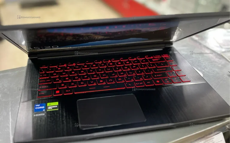 Ноутбук  MSI GP 63