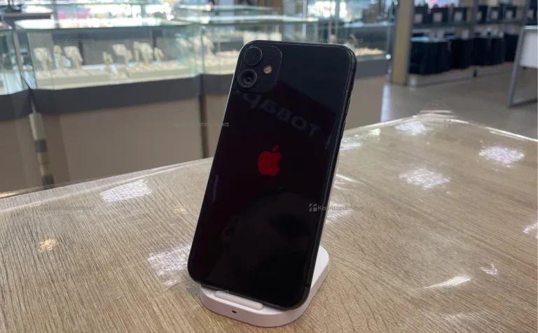 Apple IPhone 11 64Gb