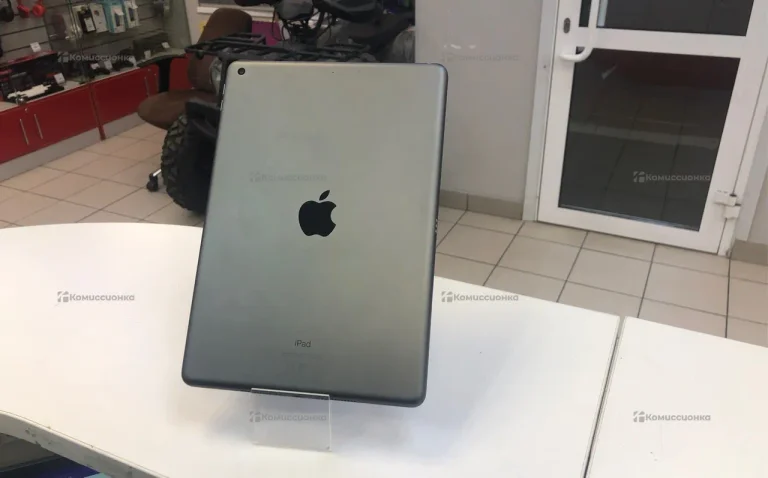 Планшет Apple IPad 8th 32gb