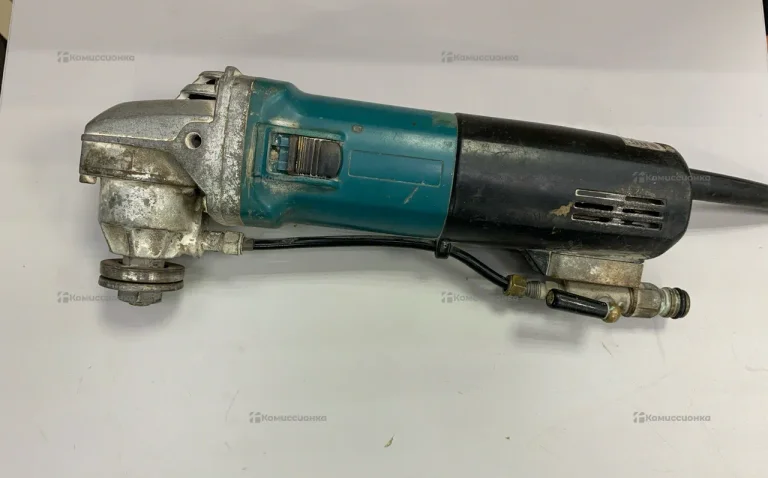 Полировальная машина makita PW5000CH