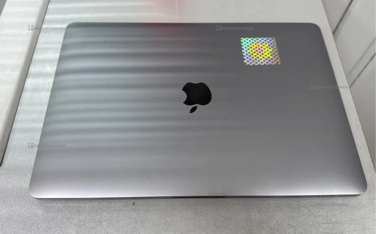 MacBook Pro M2 2022 8/256