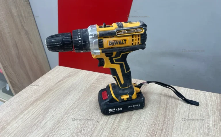 Шуруповерт DeWalt 48V реплика