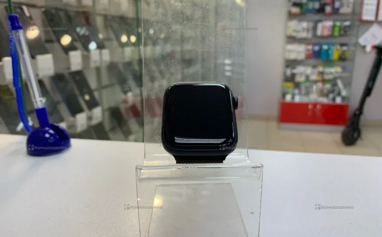 Apple Watch SE Gen 2 44mm