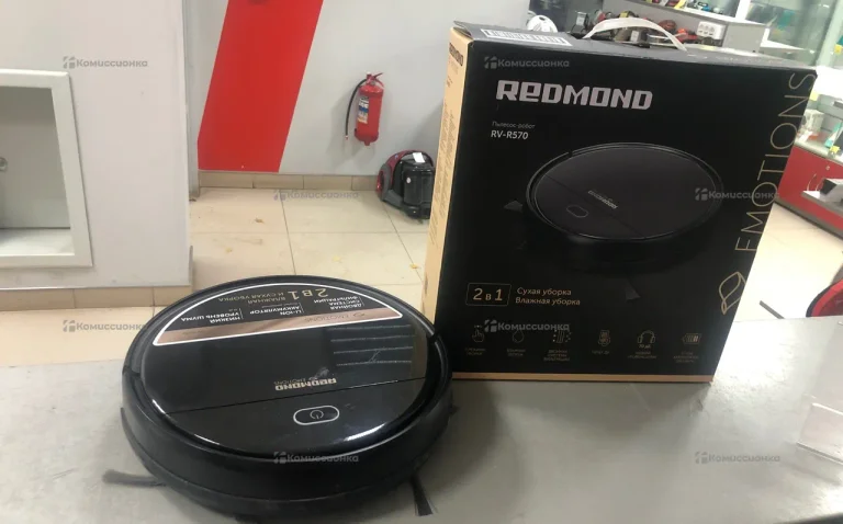 Робот пылесос Redmond RV-R570