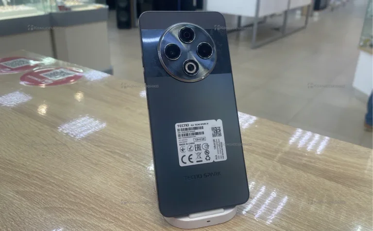Tecno Spark 30 4/128 ГБ