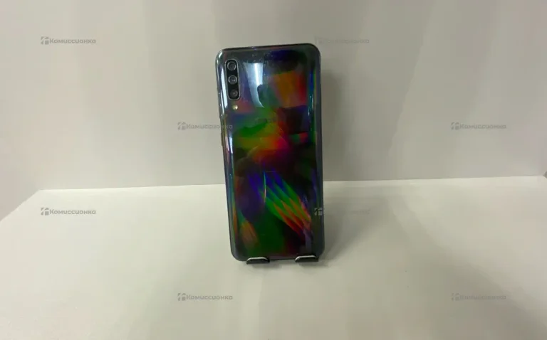 Samsung Galaxy A50 4/64 ГБ
