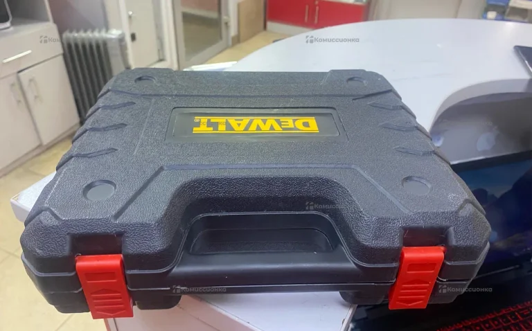 18-25n dewalt шурик