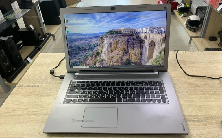 Ноутбук Lenovo IdeaPad 20250