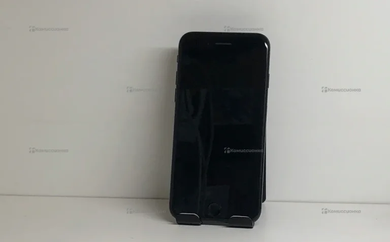 Apple iPhone 7 2/32 ГБ
