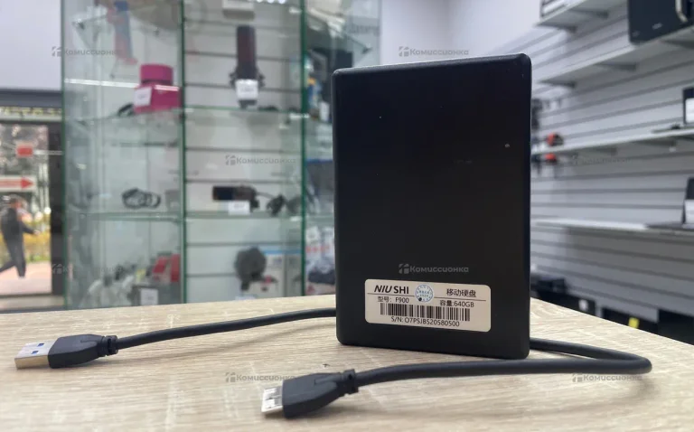 Внешний жосткий диск Niu shi 640G