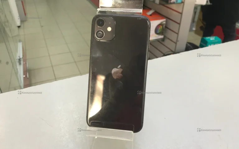 Apple iPhone 11 4/128 ГБ