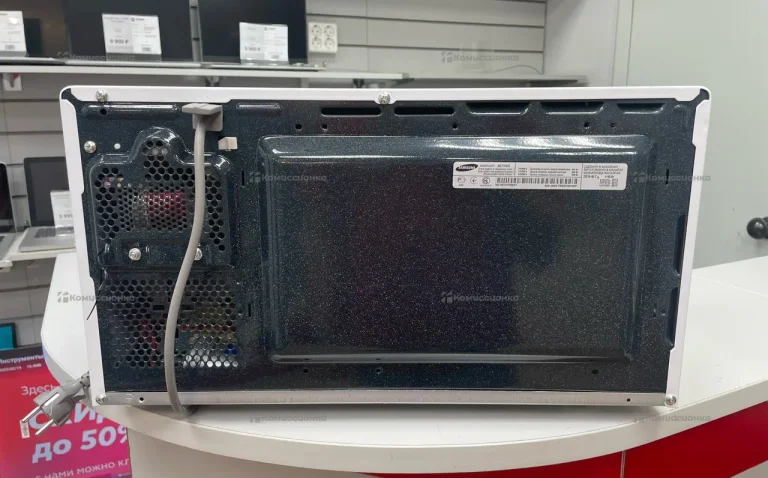 Микроволновая печь Samsung ME731KR