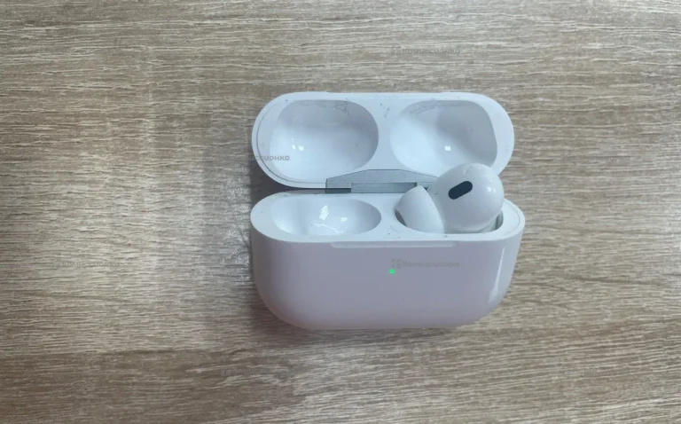 правый наушник AirPods Pro 2