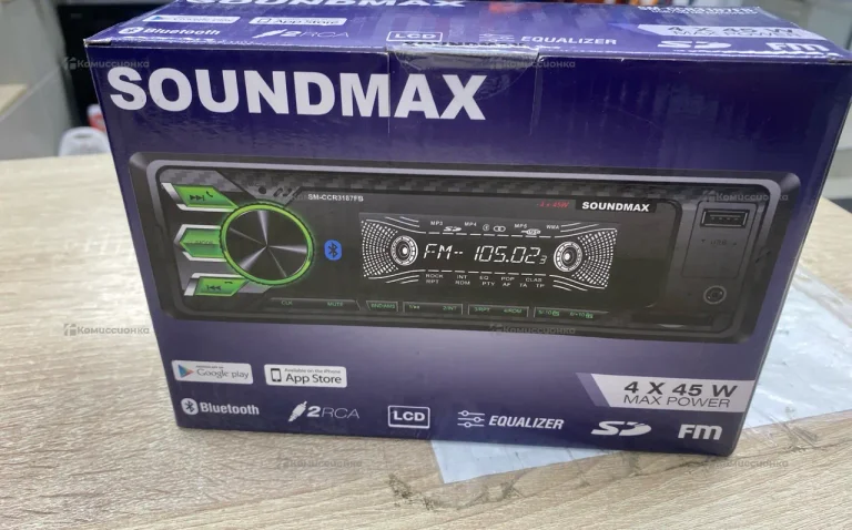 Автомагнитола  Saundmax SM-CCR3187FB