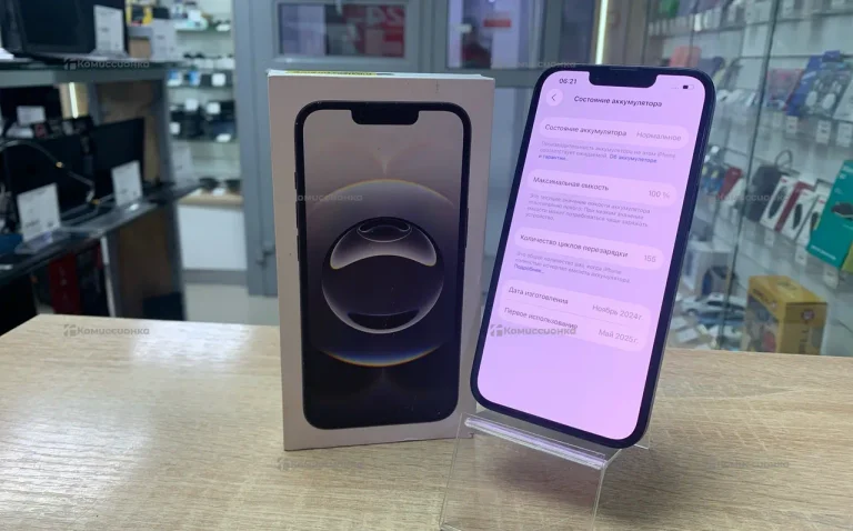 Apple iPhone 16e 8/128 ГБ
