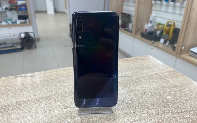 Samsung Galaxy A30s 3/32 ГБ