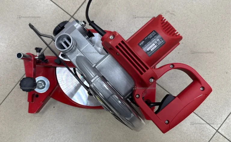 Пила торцовочная Elitech ПТ 321