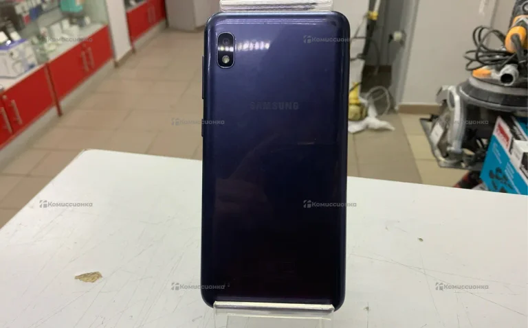 Samsung Galaxy A10 2/32 ГБ