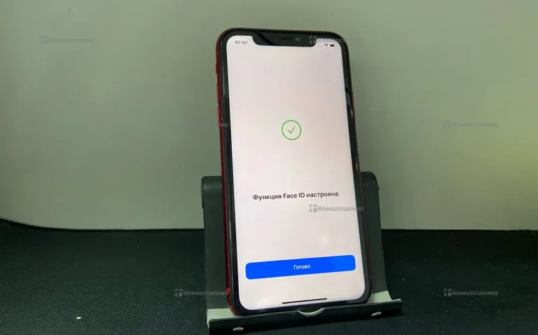 Apple iPhone 11 4/128 ГБ 66%