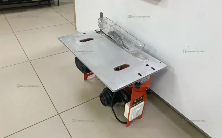 Распилочный циркулярный станок