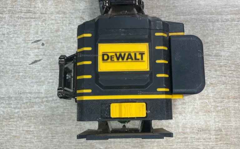 лазерный уровень DeWalt.Реплика