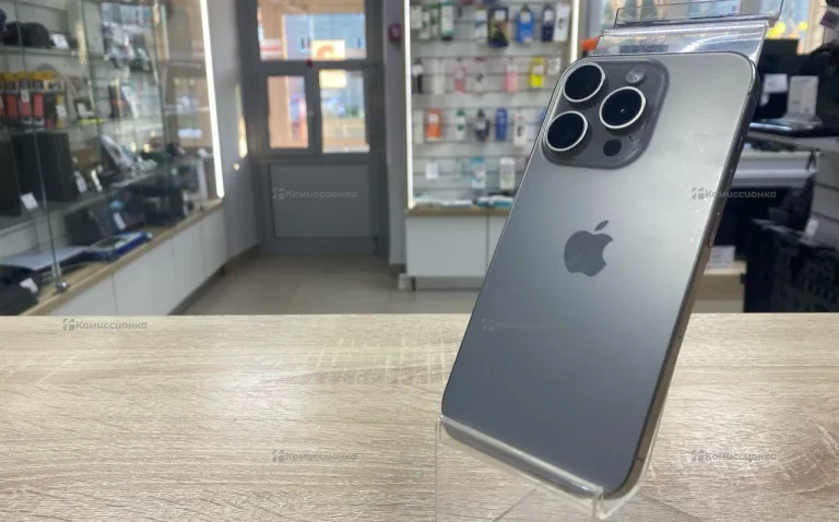 Apple iPhone 15 Pro 8/128 ГБ