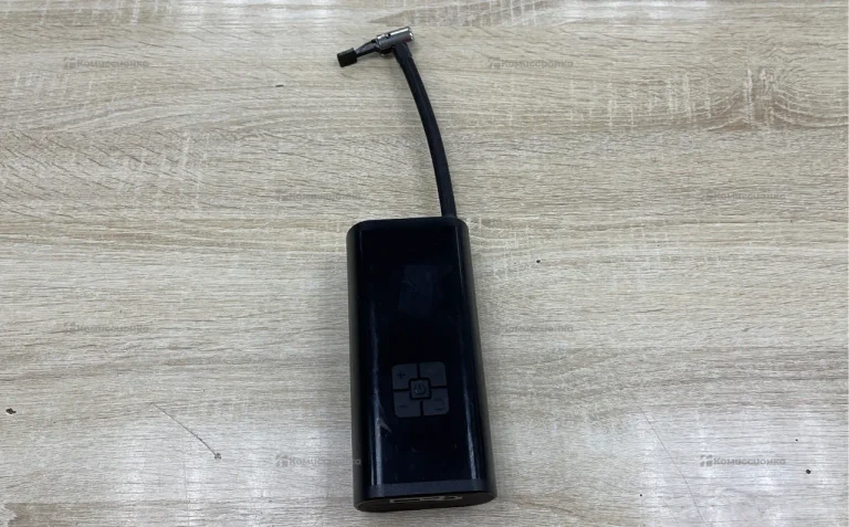 Компрессор автомобильный портативный