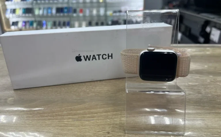 Часы Apple Watch SE Gen2 40mm