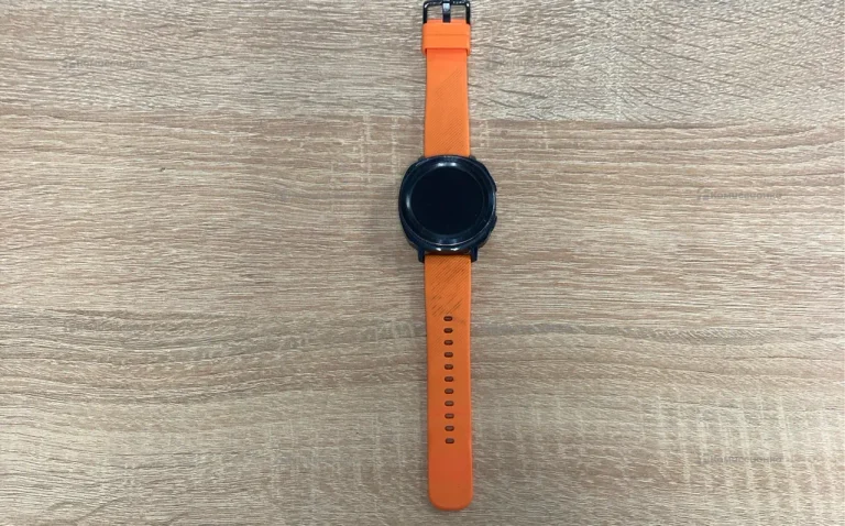Часы  Samsung gear sport