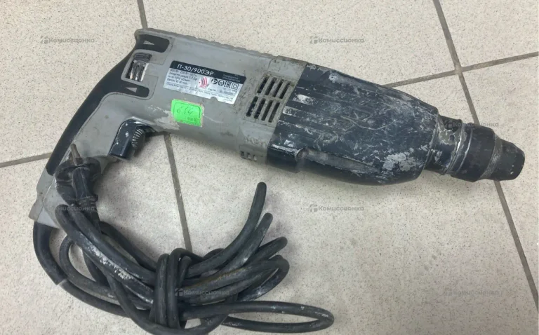 Перфоратор Интерскол П-30 900эр