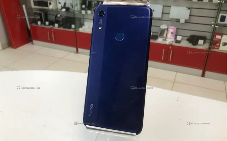Honor 8A 2/32 ГБ
