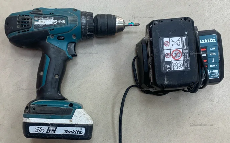Шуруповёрт Makita DF457D