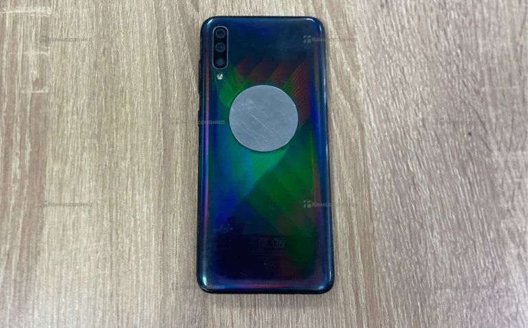 Samsung Galaxy A70 (SM-A705FN/DSM), 6/128Gb