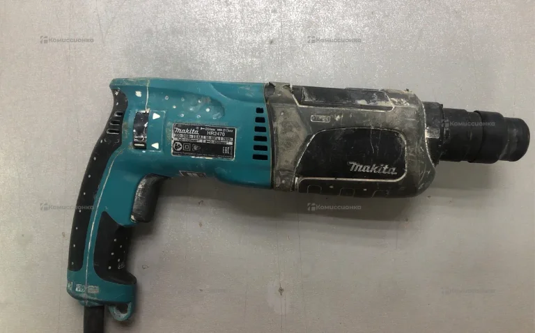 перфоратор Makita hr 2470 .