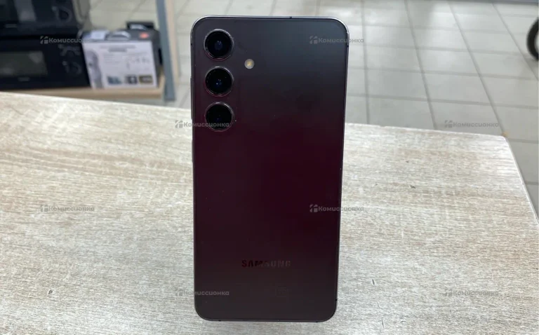 Samsung Galaxy S24 8/128 ГБ