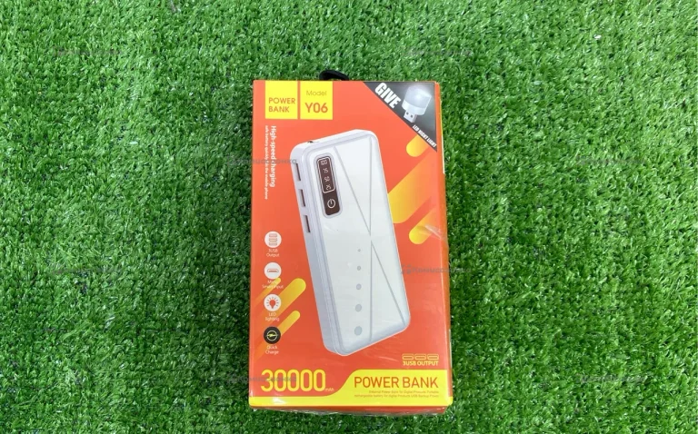 Power Bank  Y06 30000mAh.