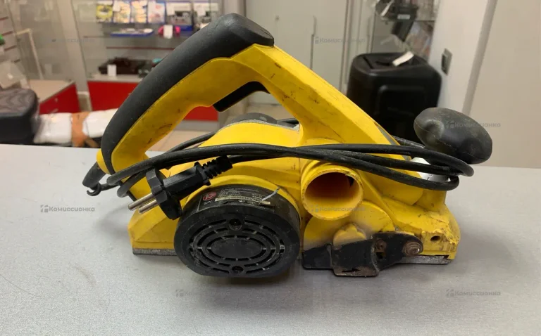 Электрорубанок Калибр РЭ-900М Мастер